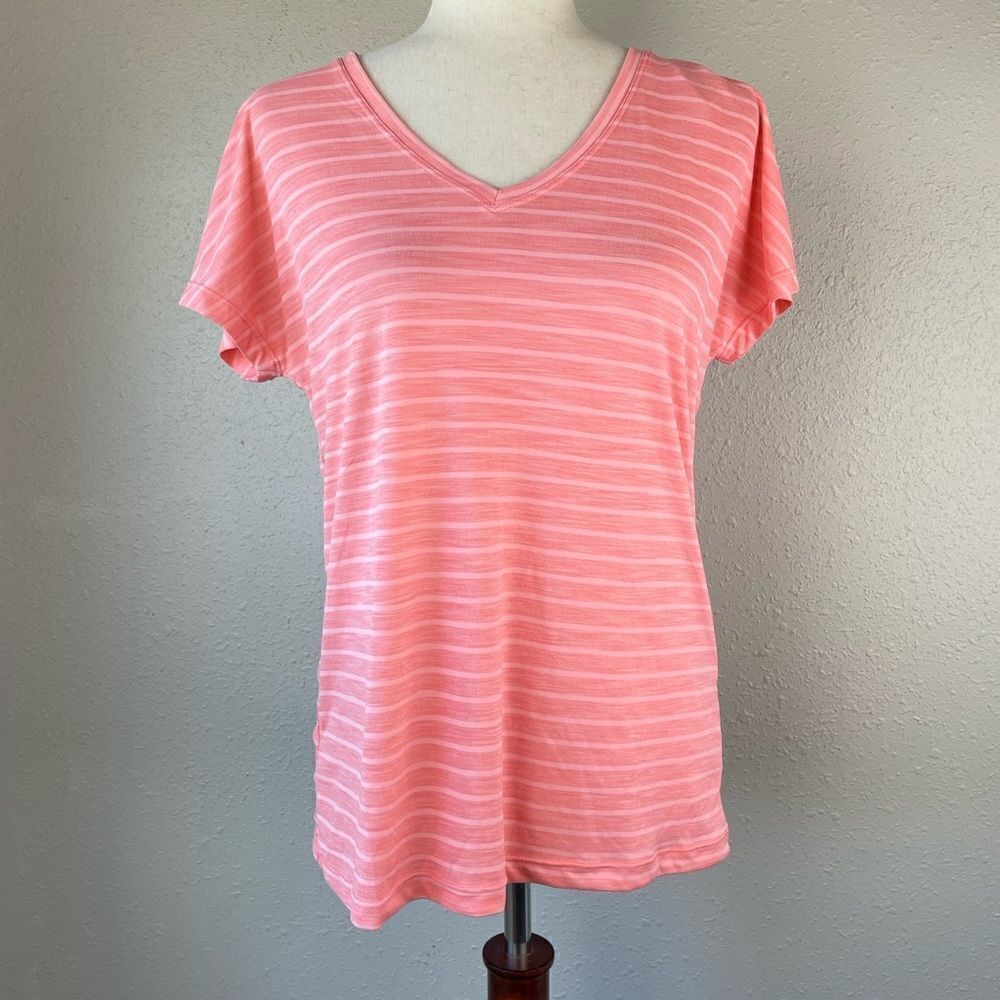 NWT Ideology Peachberry V-Neck T-Shirt Size S